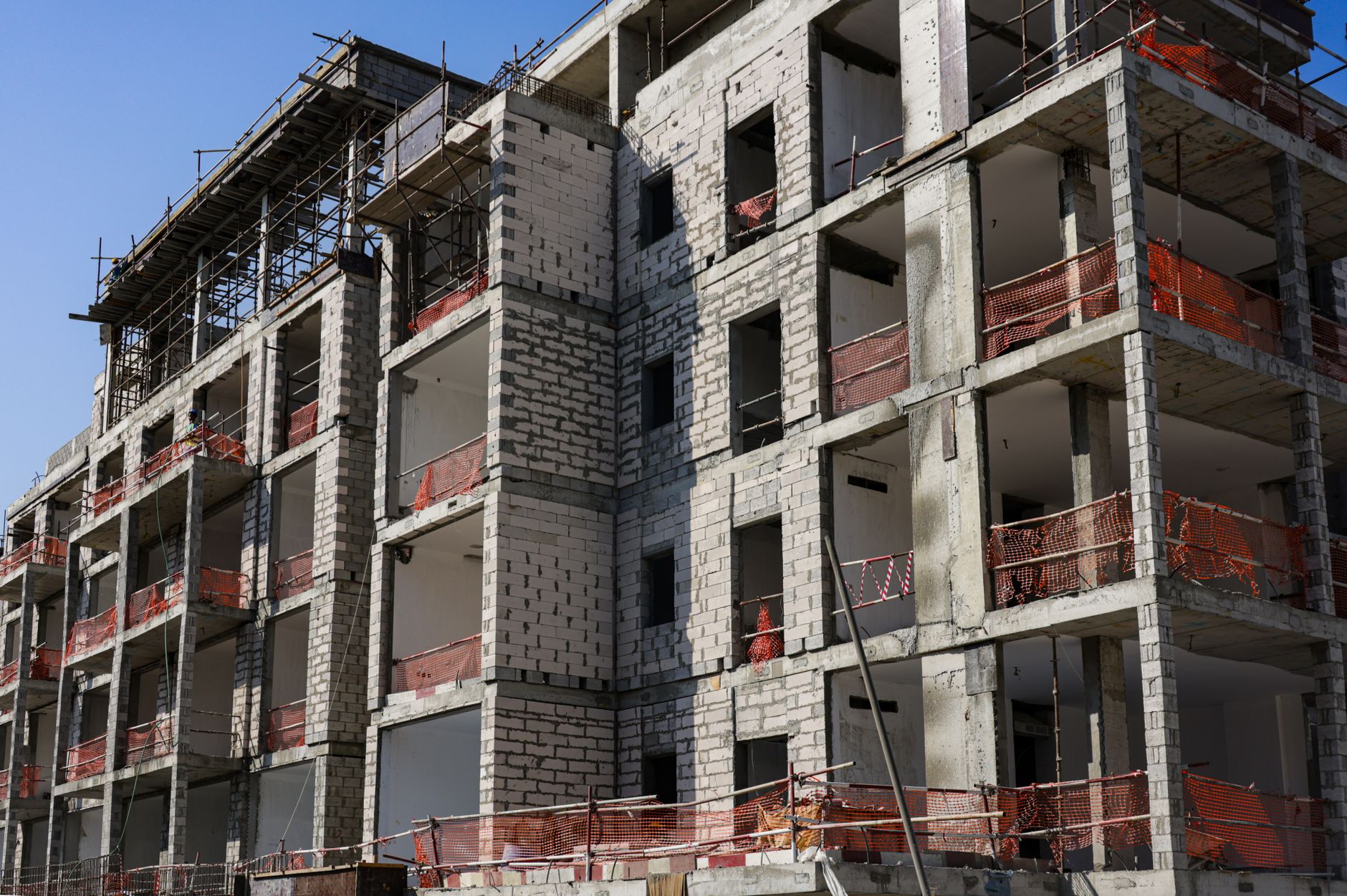 Pourquoi acheter sur plan est une option avantageuse pour les futurs propriétaires