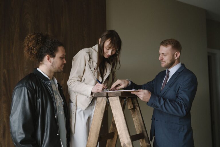 Comprendre la promesse de vente : guide pratique pour les acheteurs et vendeurs