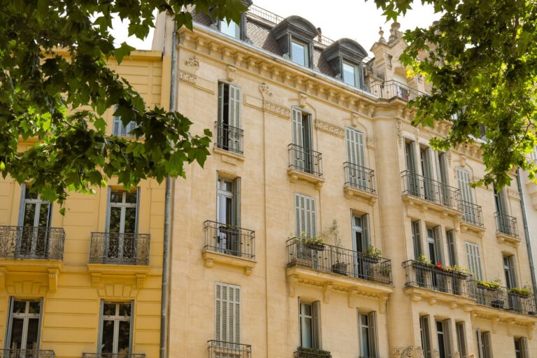 Comprendre les bases du portefeuille immobilier pour optimiser votre investissement