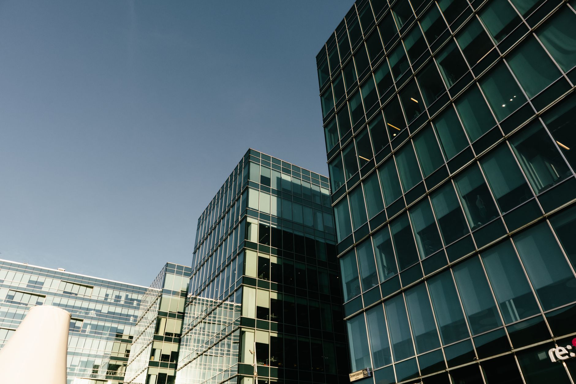 Investir dans l’immobilier commercial : opportunités et risques